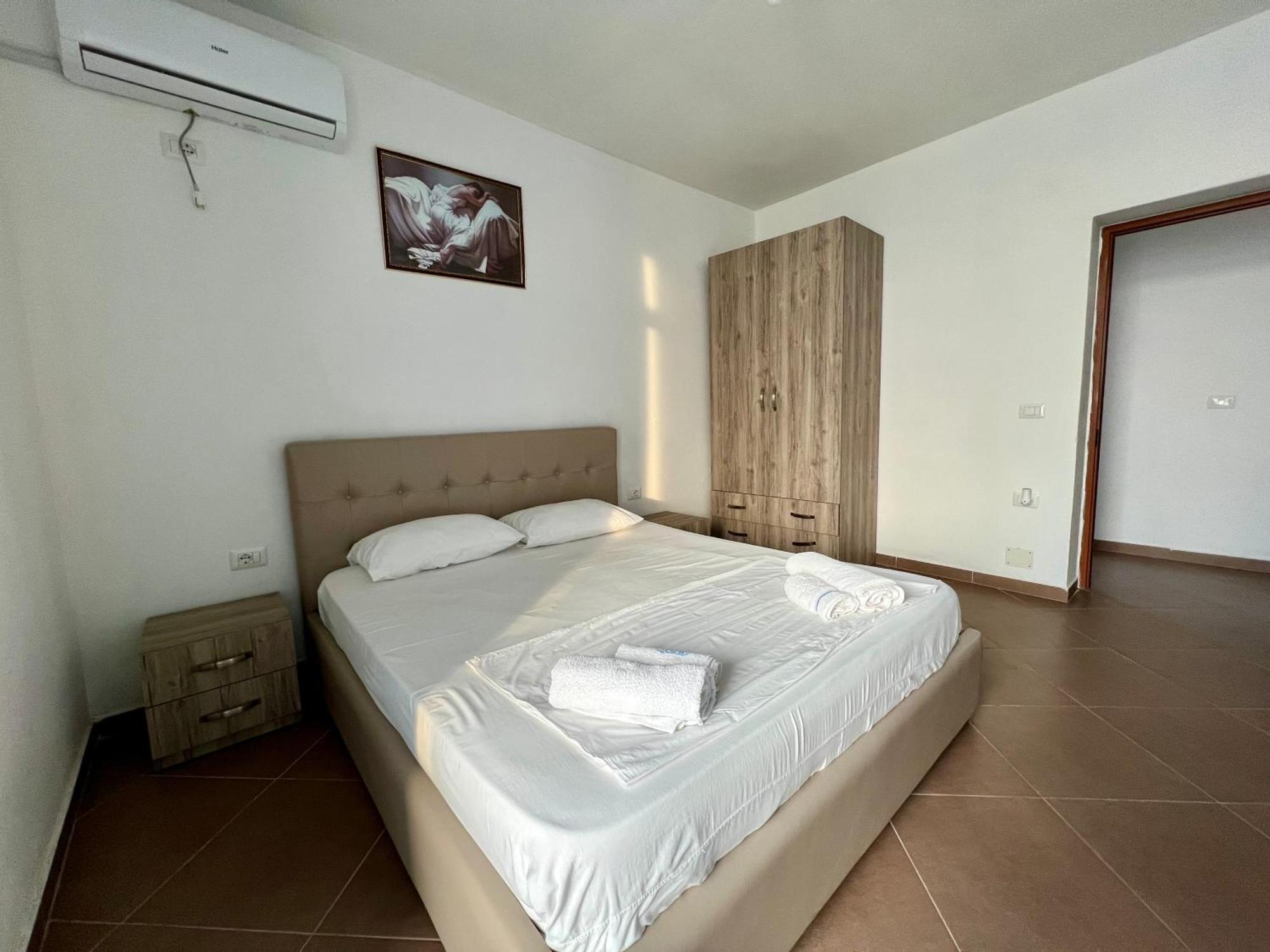 Redi'S Seaview Apartments Saranda Extérieur photo