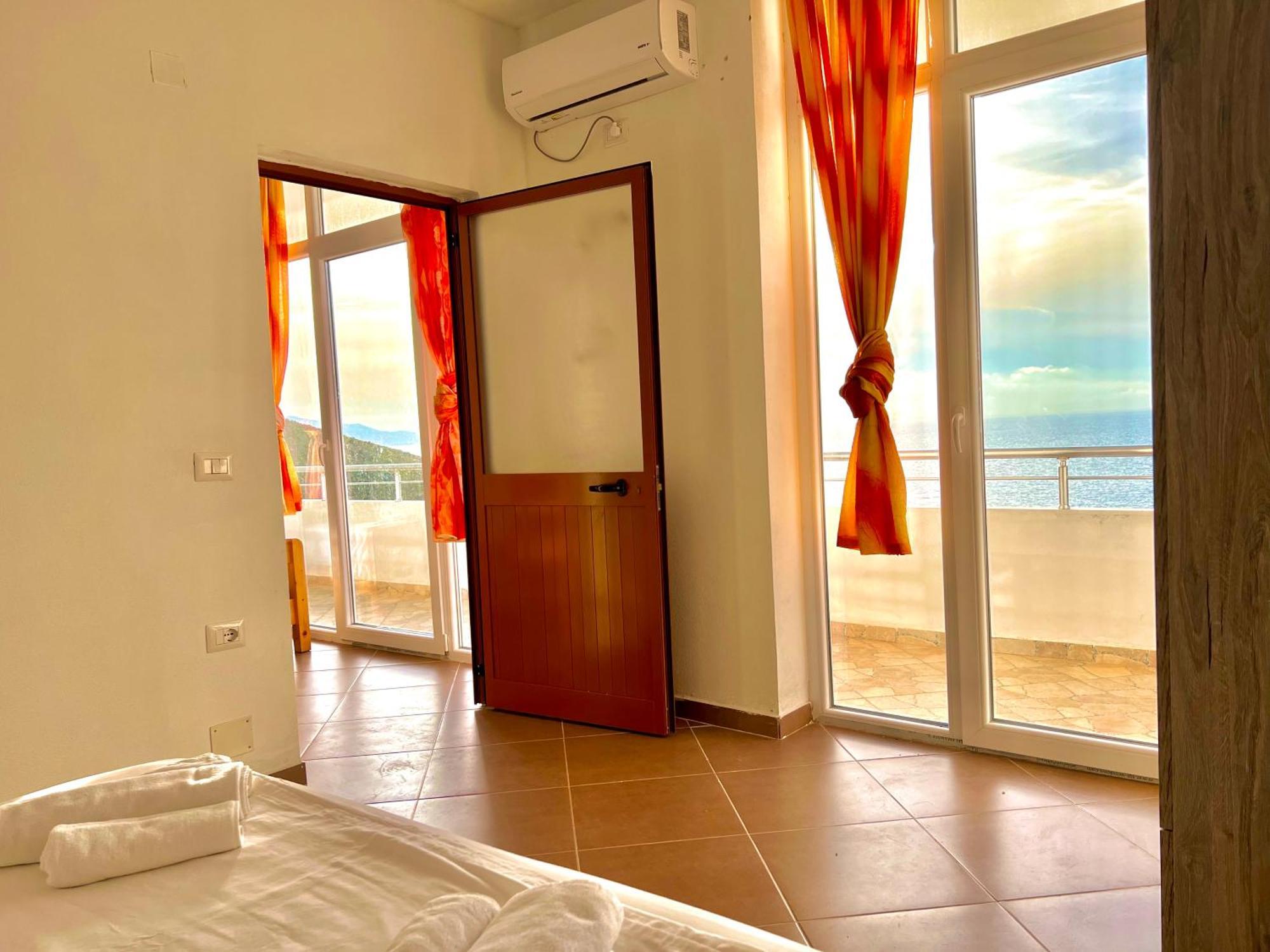 Redi'S Seaview Apartments Saranda Extérieur photo