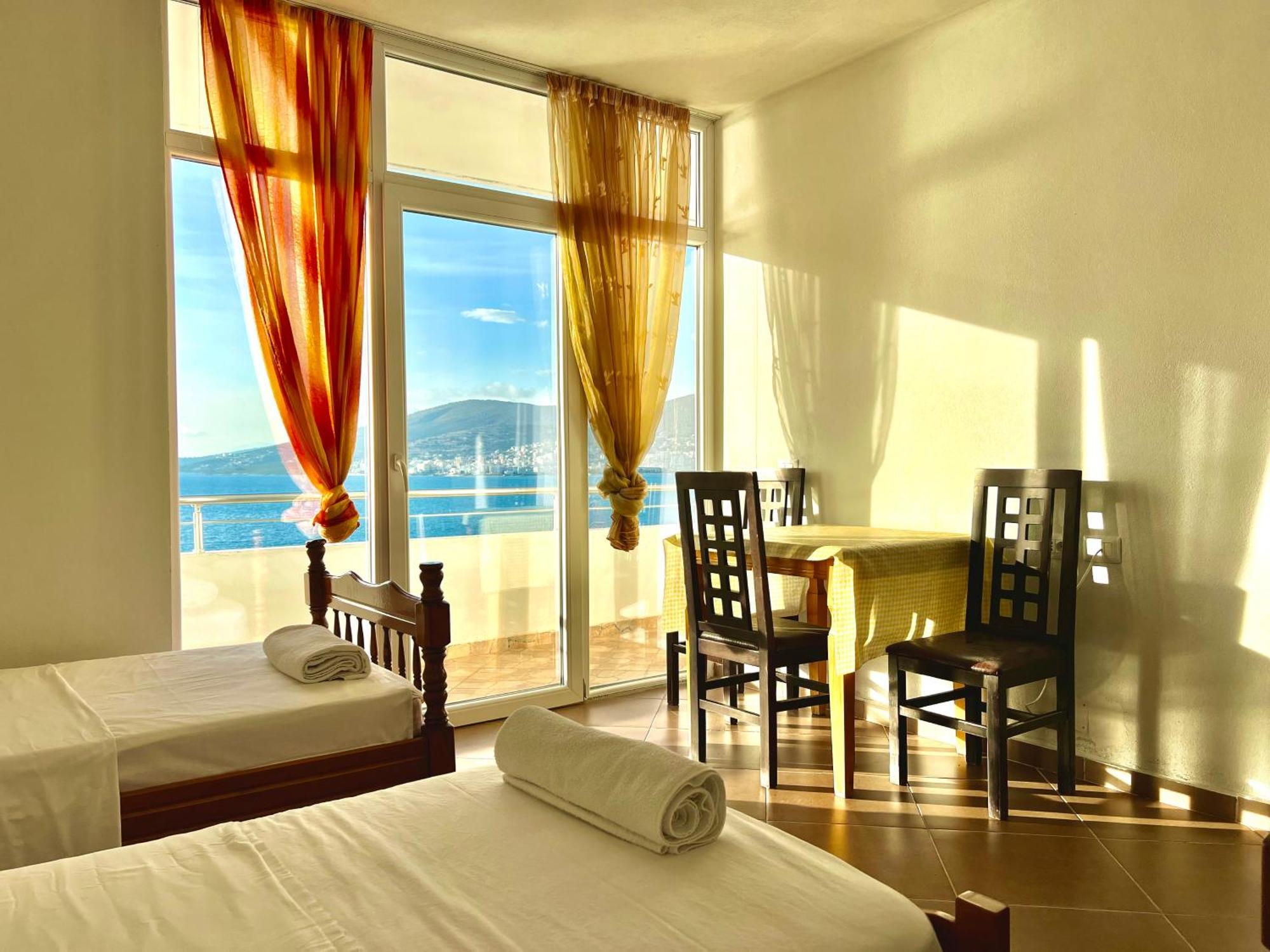 Redi'S Seaview Apartments Saranda Extérieur photo