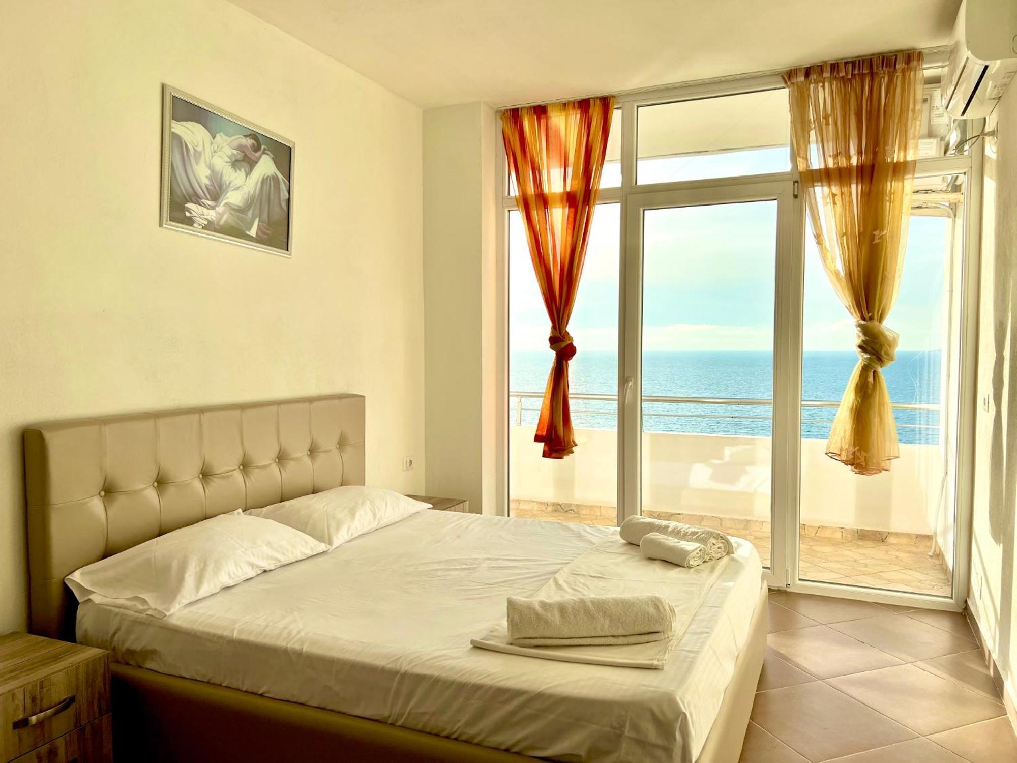 Redi'S Seaview Apartments Saranda Extérieur photo