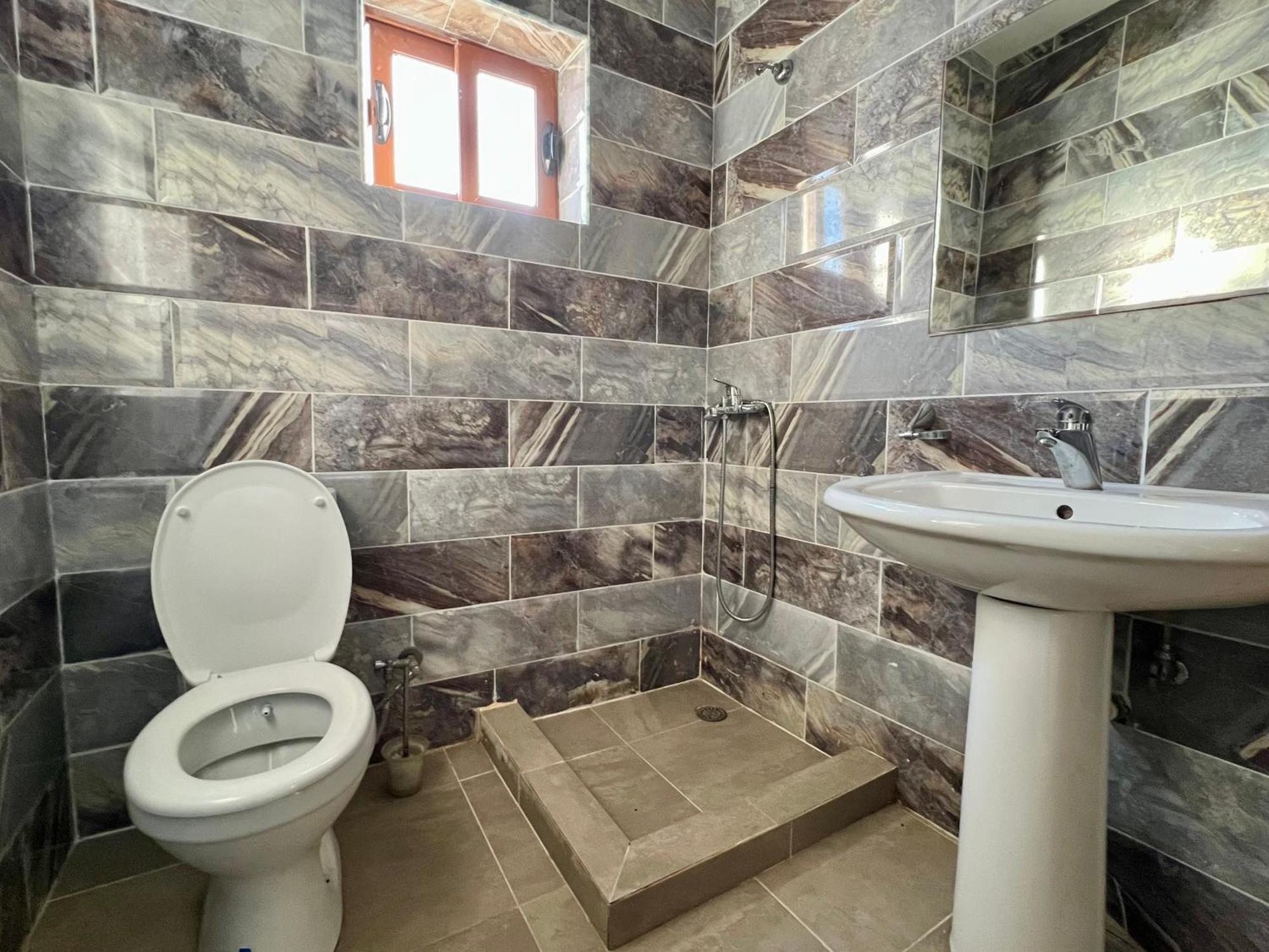 Redi'S Seaview Apartments Saranda Extérieur photo