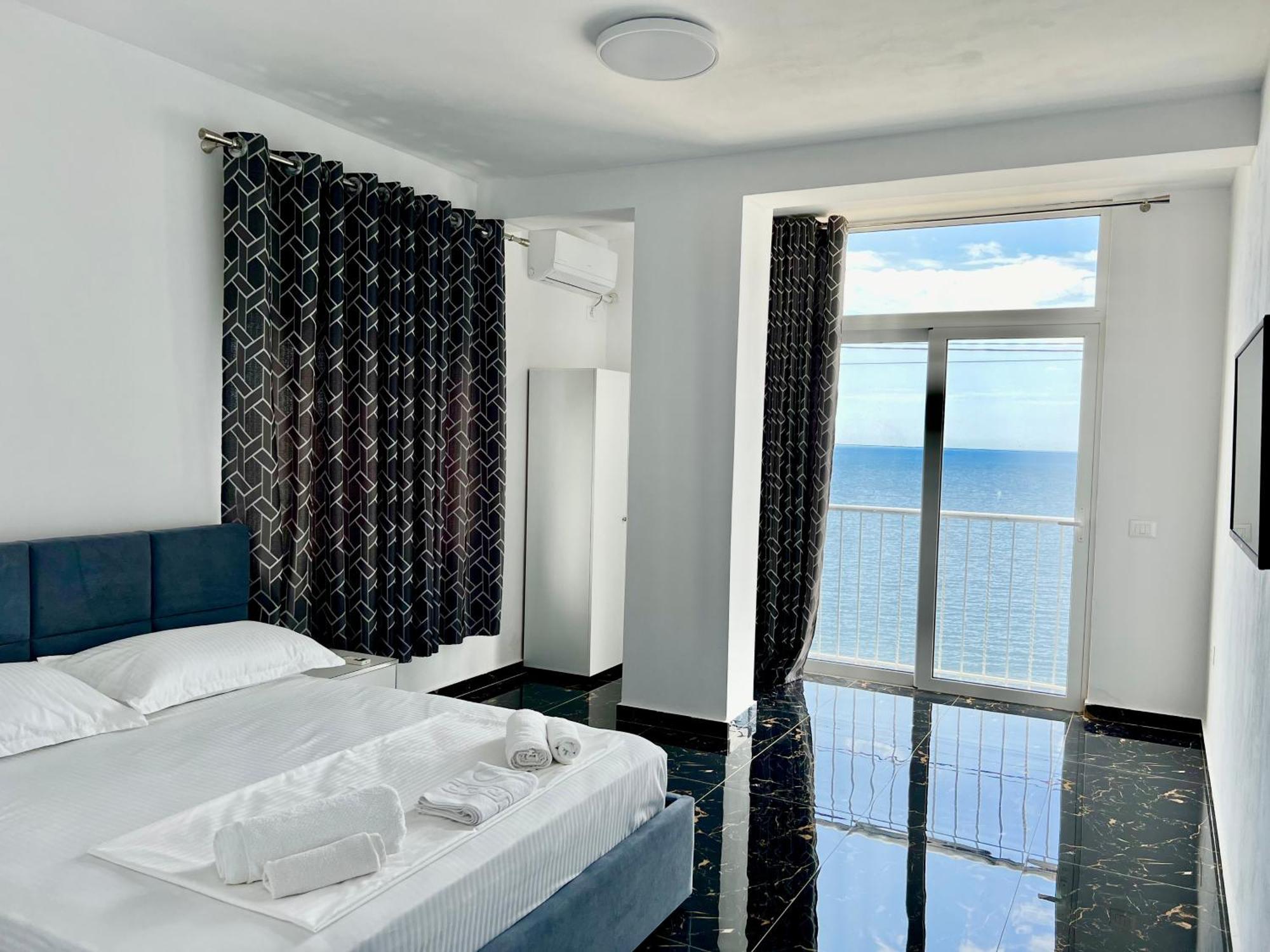Redi'S Seaview Apartments Saranda Extérieur photo
