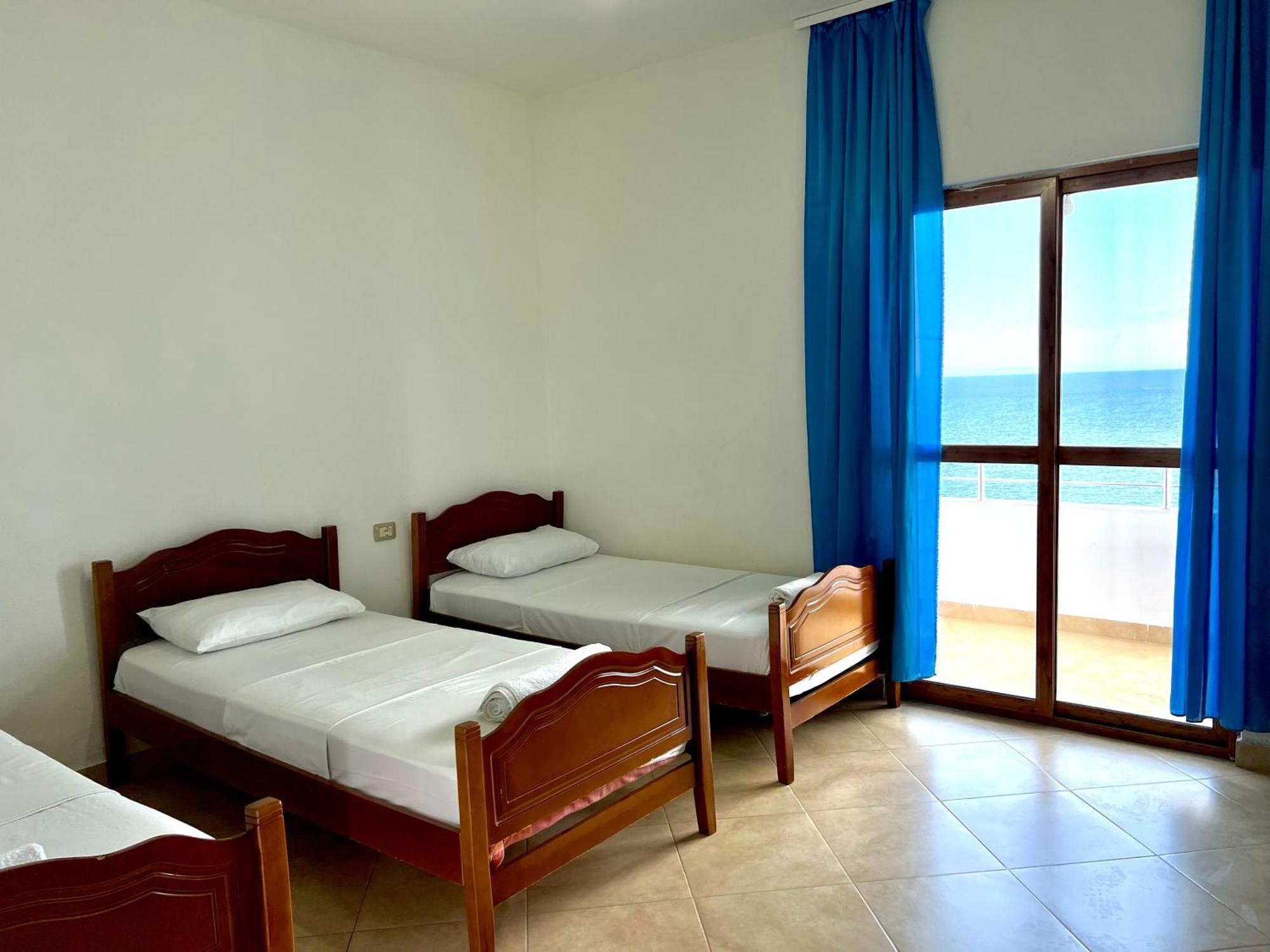 Redi'S Seaview Apartments Saranda Extérieur photo