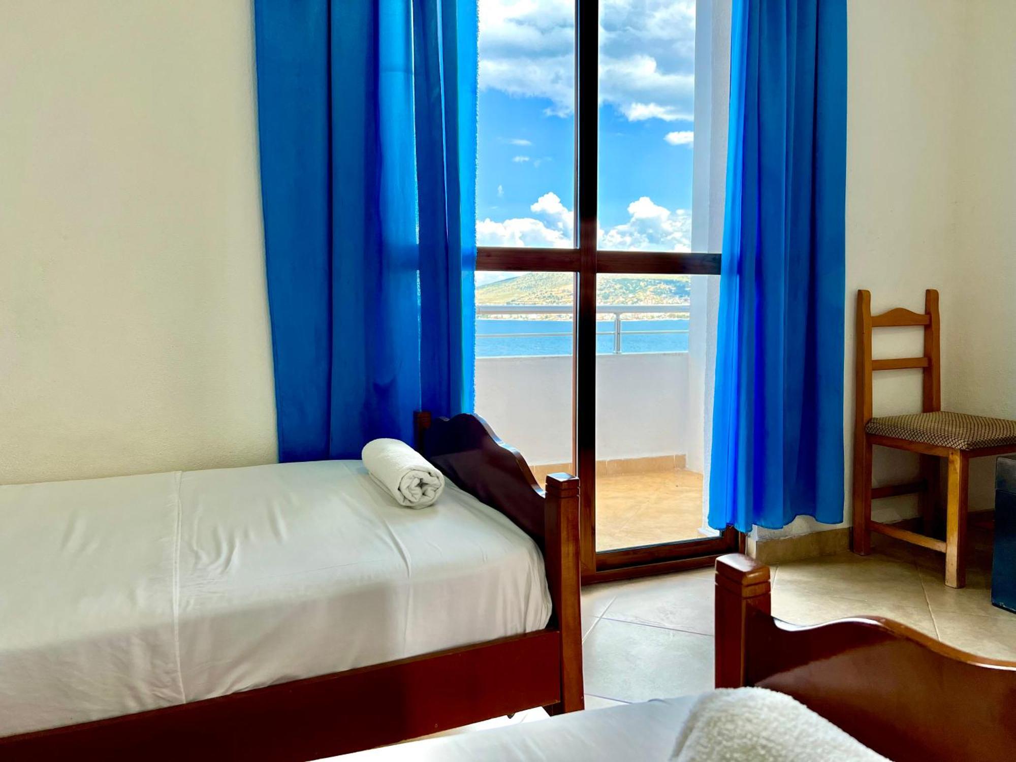 Redi'S Seaview Apartments Saranda Extérieur photo