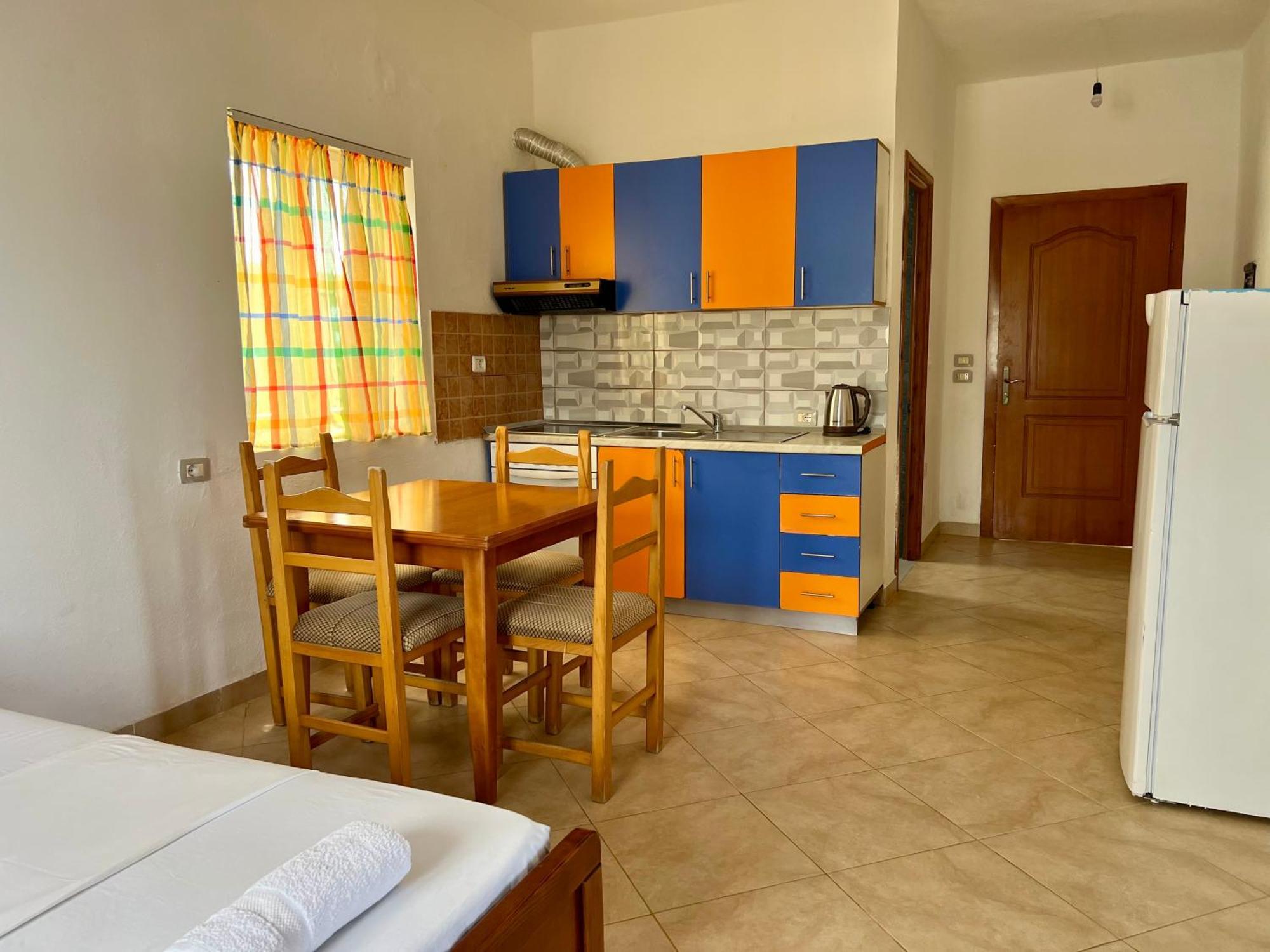 Redi'S Seaview Apartments Saranda Extérieur photo