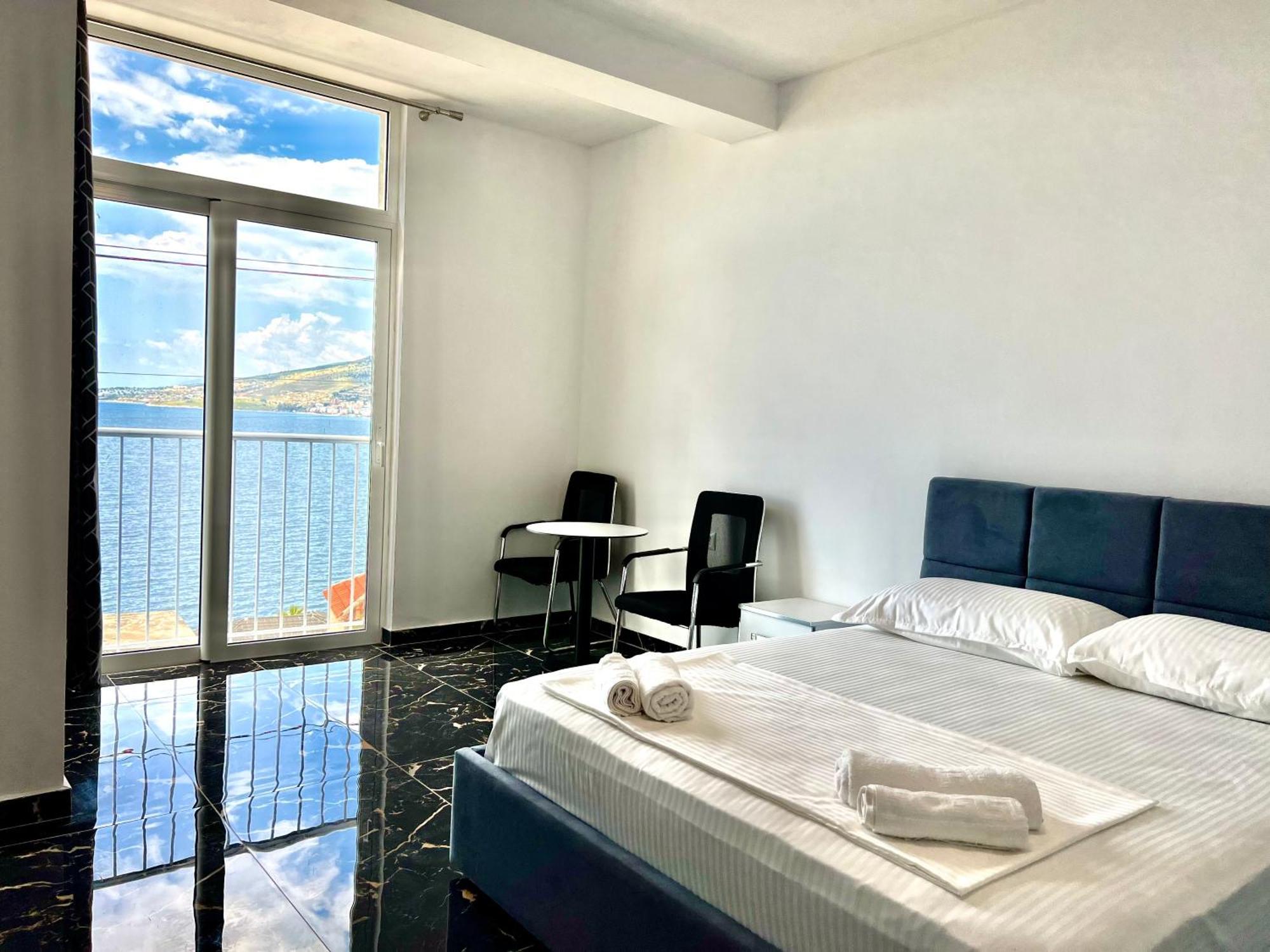 Redi'S Seaview Apartments Saranda Extérieur photo