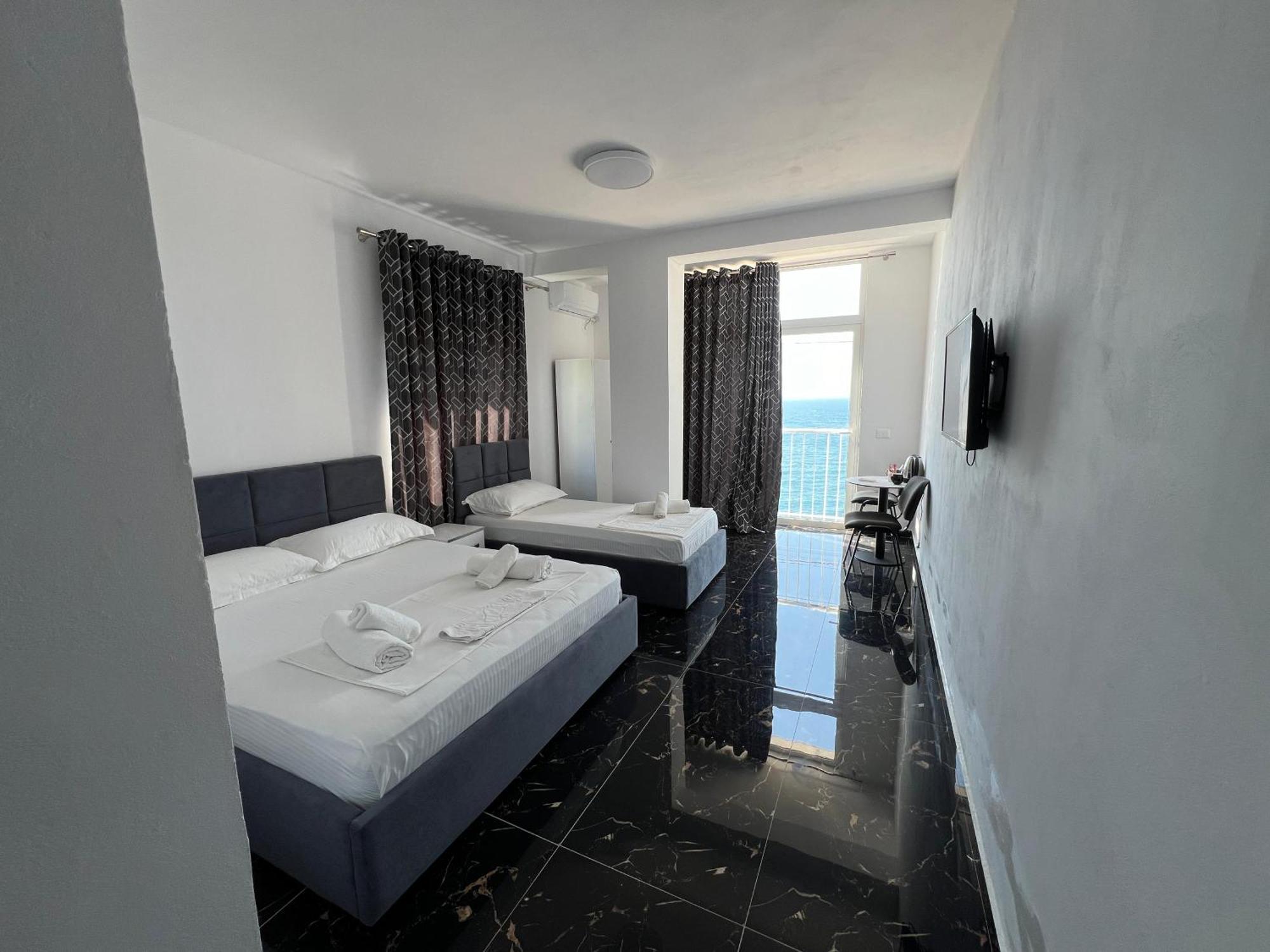 Redi'S Seaview Apartments Saranda Extérieur photo